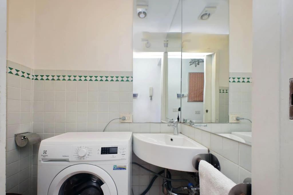Monserrato2 Apartment Рим Екстериор снимка